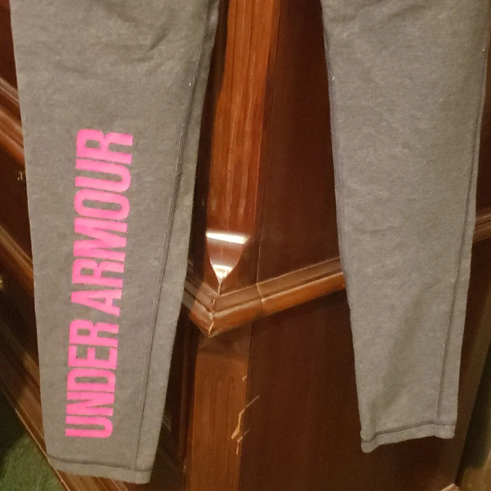 Under Armour leggings - Picture 3 of 5